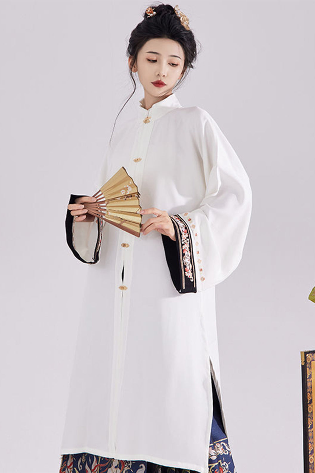Ming Dynasty clothing Changshan Pipa Sleeves Ma Mian Skirt Red Hanfu dress - shenfuqingnv 神赋青女