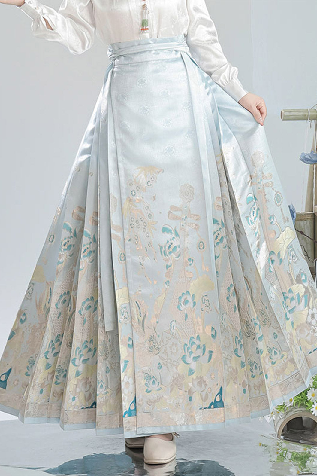 Ming Dynasty Green Hanfu Dress Ma Mian Skirt New Chinese Style - heying 荷影