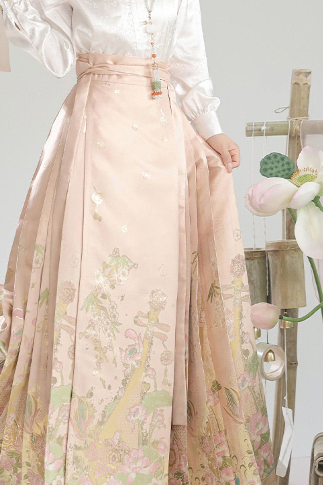 Ming Dynasty Green Hanfu Dress Ma Mian Skirt New Chinese Style - heying 荷影