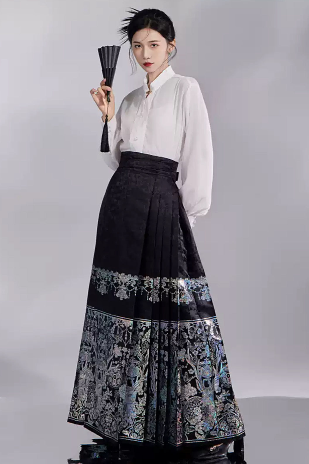 Ming Dynasty Hanfu clothing Ma Mian Skirt Luodian Autumn Winter Set Black Hanfu dress - shenlu 神鹿