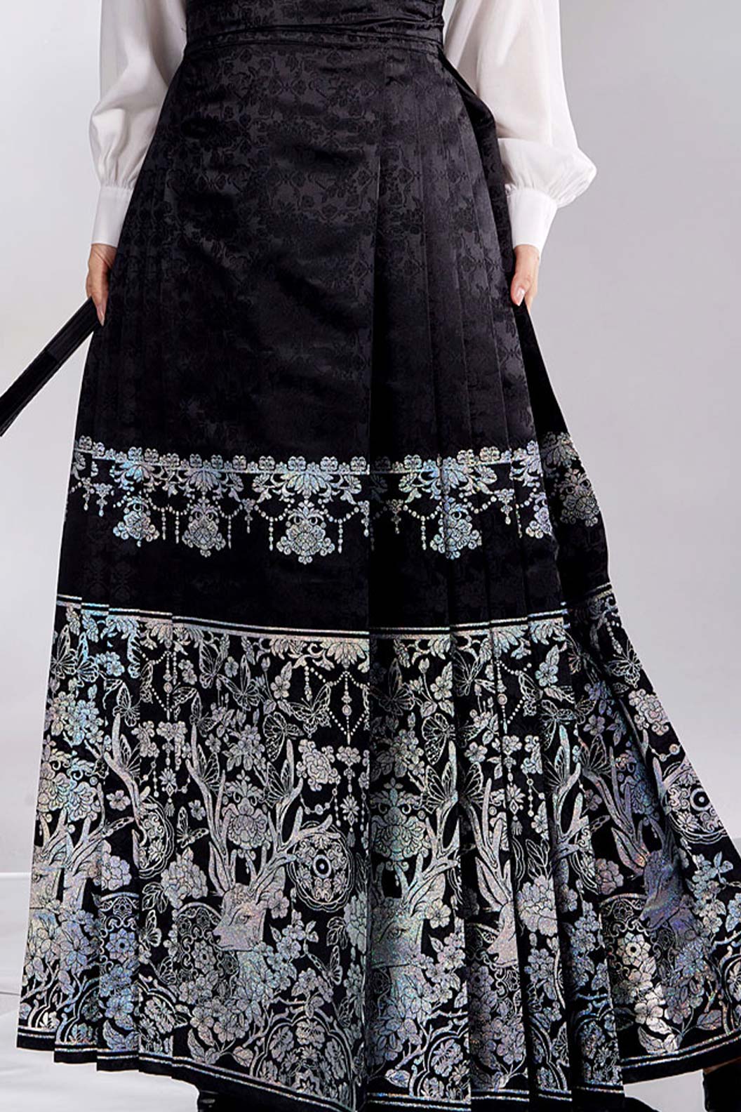 Ming Dynasty Hanfu clothing Ma Mian Skirt Luodian Autumn Winter Set Black Hanfu dress - shenlu 神鹿