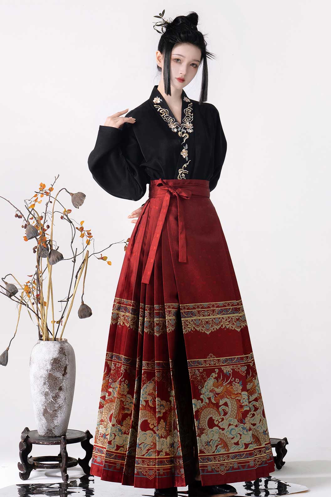 Ming dynasty hanfu snow dragon mamian skirt - xuelong 雪龙