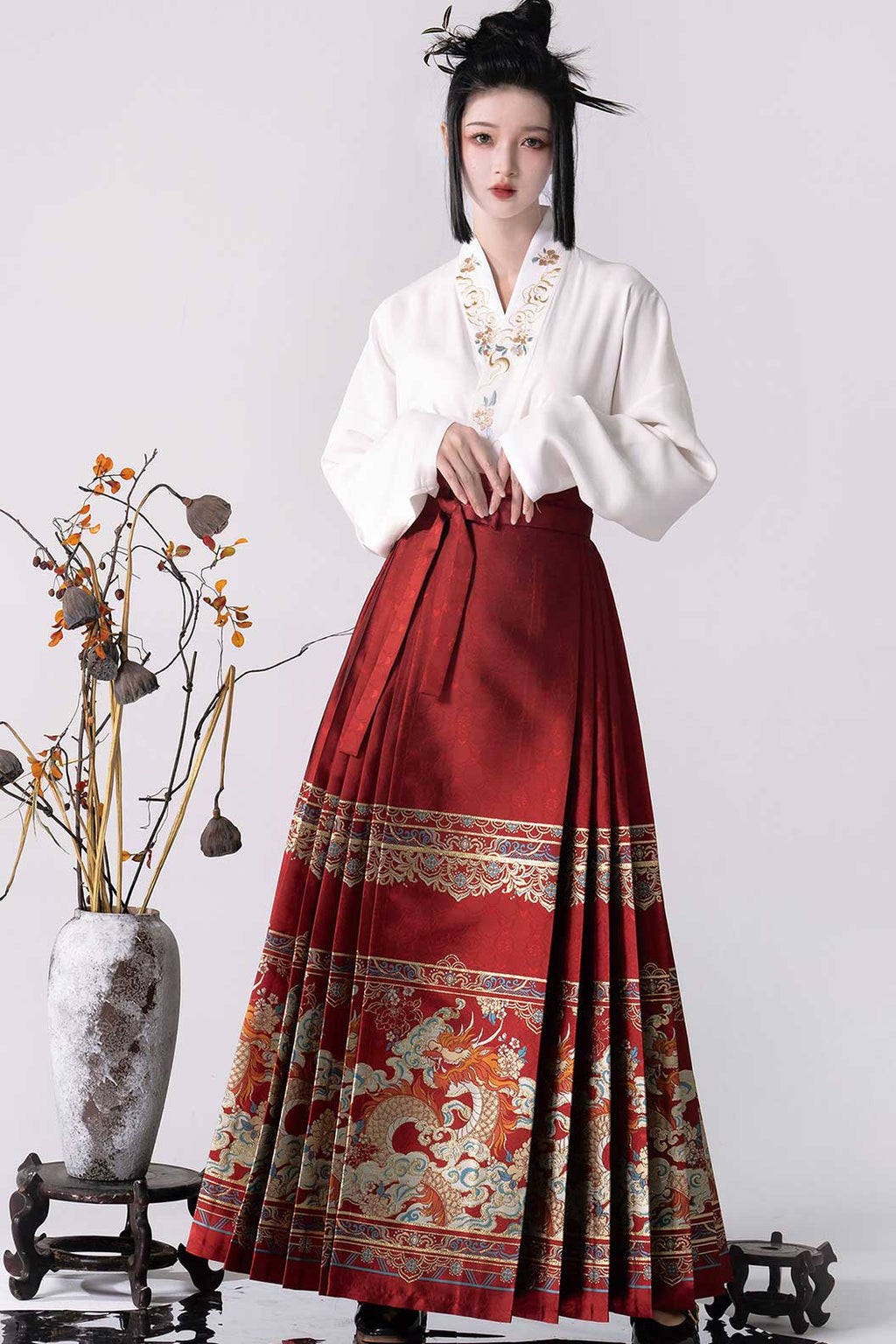 Ming dynasty hanfu snow dragon mamian skirt - xuelong 雪龙