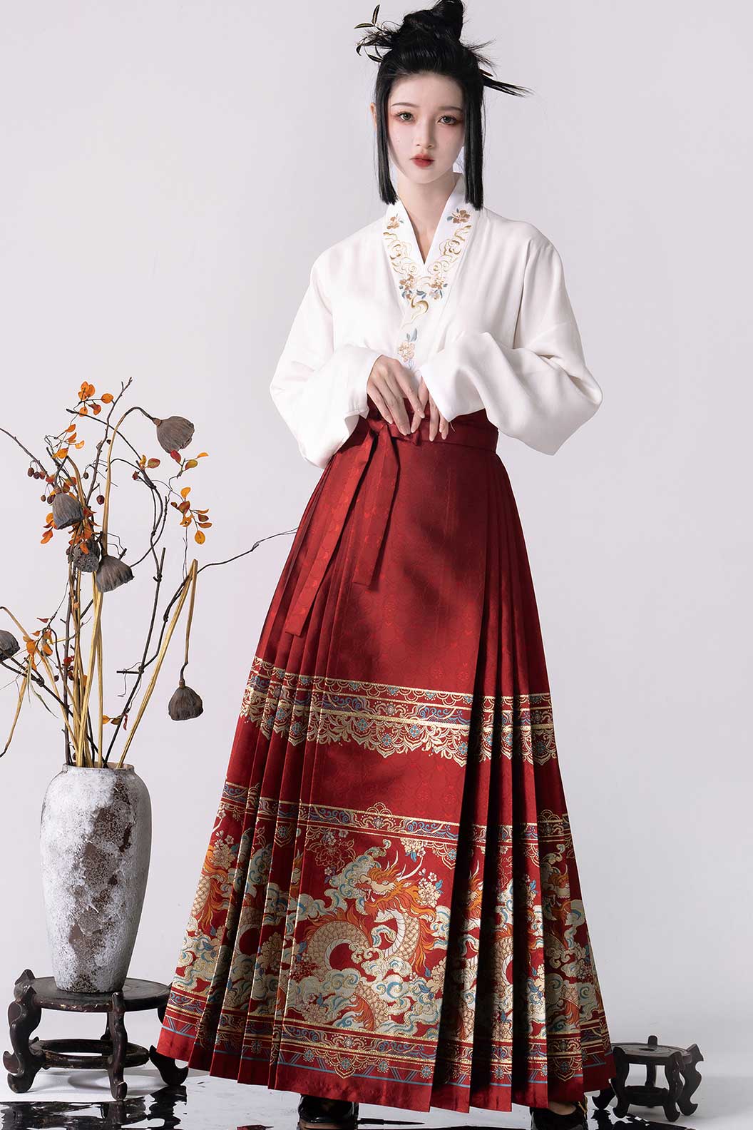 Ming dynasty hanfu snow dragon mamian skirt - xuelong 雪龙