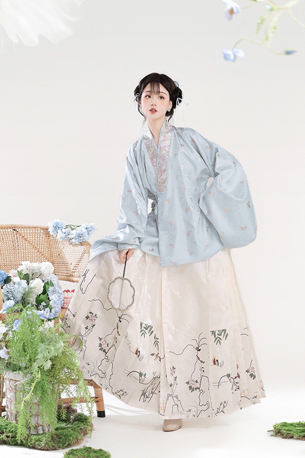 Ming Dynasty Multicolor Hanfu Dress Brocade Pipa Sleeves Ma Mianqun - baicaoxing 百草馨