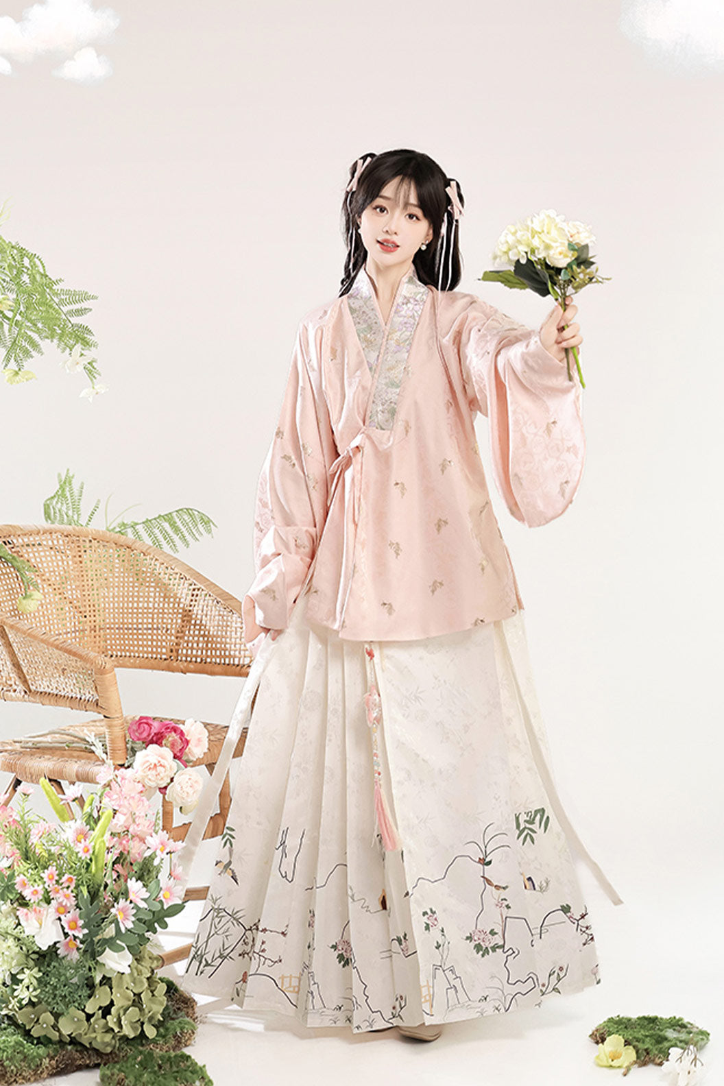 Ming Dynasty Multicolor Hanfu Dress Brocade Pipa Sleeves Ma Mianqun - baicaoxing 百草馨