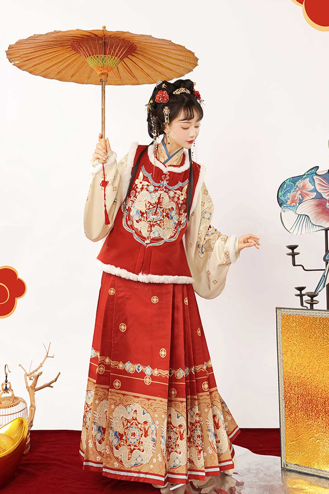 Ming Dynasty Red Hanfu Dress with Embroidered Ma Mian Qun For Chinese Style - xiaoshenlong 小神龙