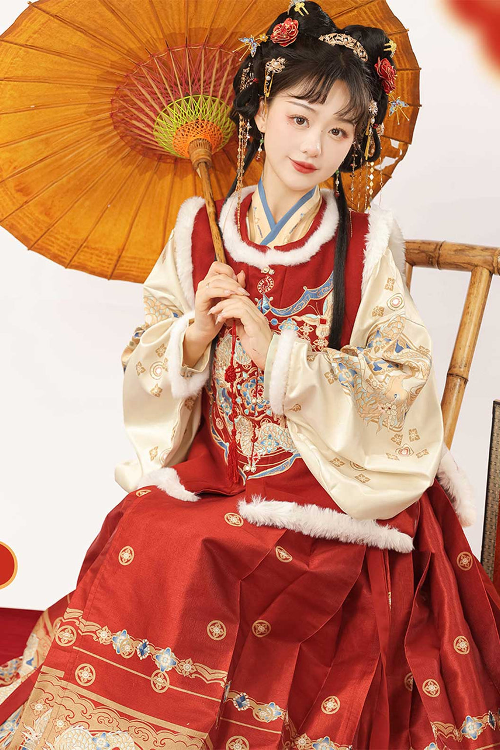 Ming Dynasty Red Hanfu Dress with Embroidered Ma Mian Qun For Chinese Style - xiaoshenlong 小神龙