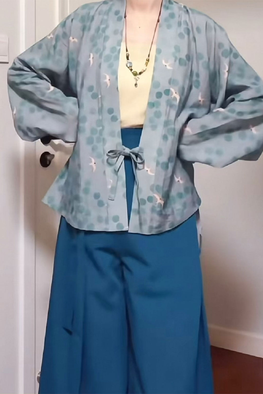 Modern Hanfu Blue with 3-Piece Set and Wide-Legged Pants - fuyuan 浮鸢