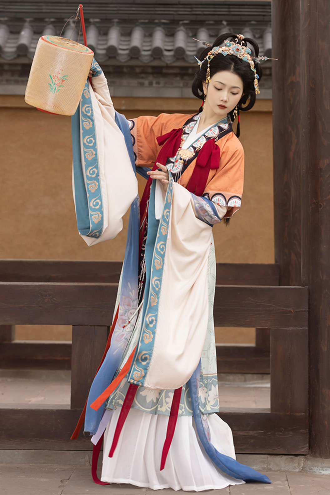 Modern Hanfu Green 6-Piece Set with Chinese Style and Luo Shen Theme - luoshen 洛神