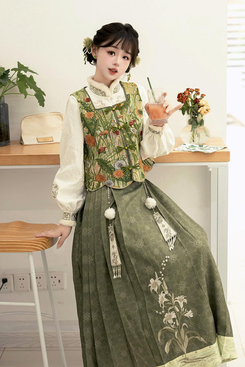 Modern Hanfu Green Hanfu Dress Vintage Mamian Skirt New Chinese Style Outfit - wanliu 菀柳