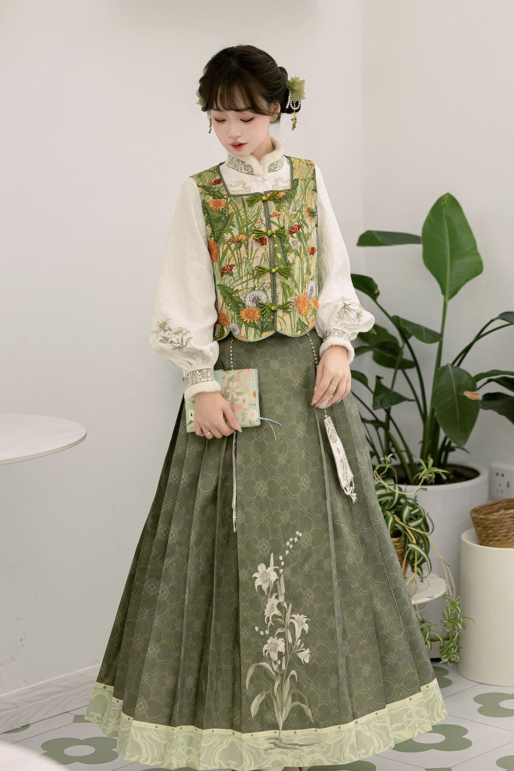 Modern Hanfu Green Hanfu Dress Vintage Mamian Skirt New Chinese Style Outfit - wanliu 菀柳
