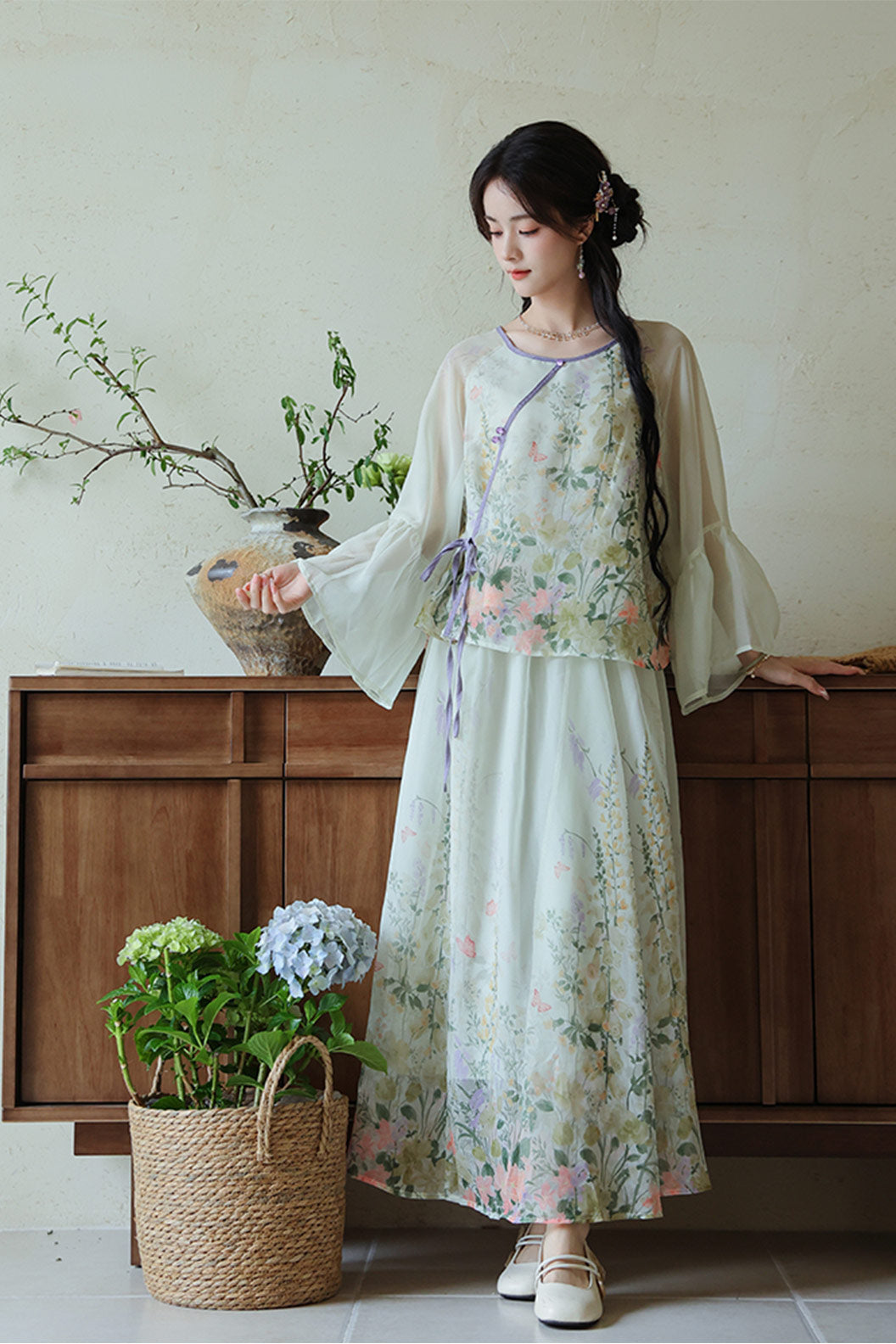Modern Hanfu Outfit Embroidered Tea White Dress - lvqihuaying 绿绮花影