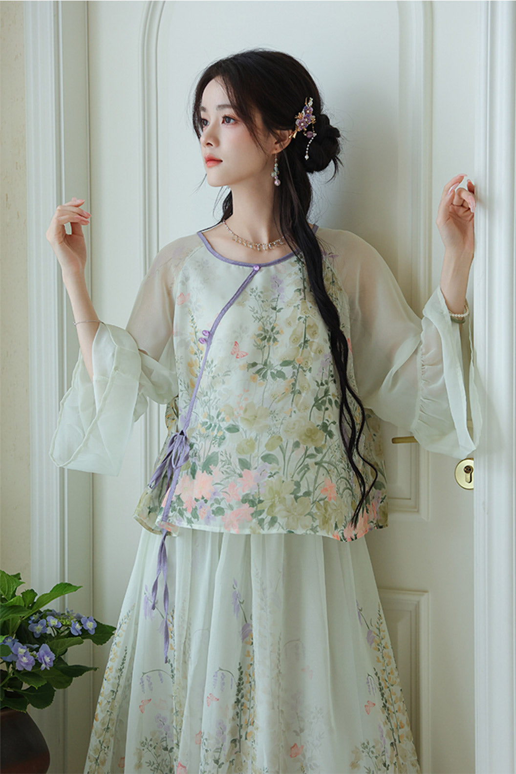 Modern Hanfu Outfit Embroidered Tea White Dress - lvqihuaying 绿绮花影