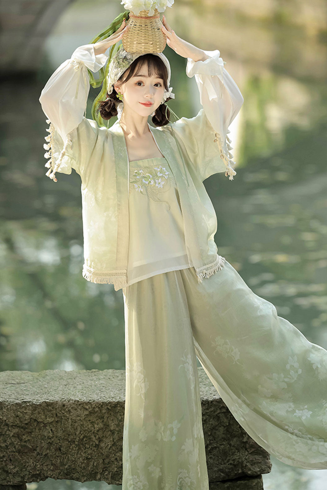 Modern Hanfu with Purple Lantern Pants for Daily Commute - zilingzhou 紫菱舟