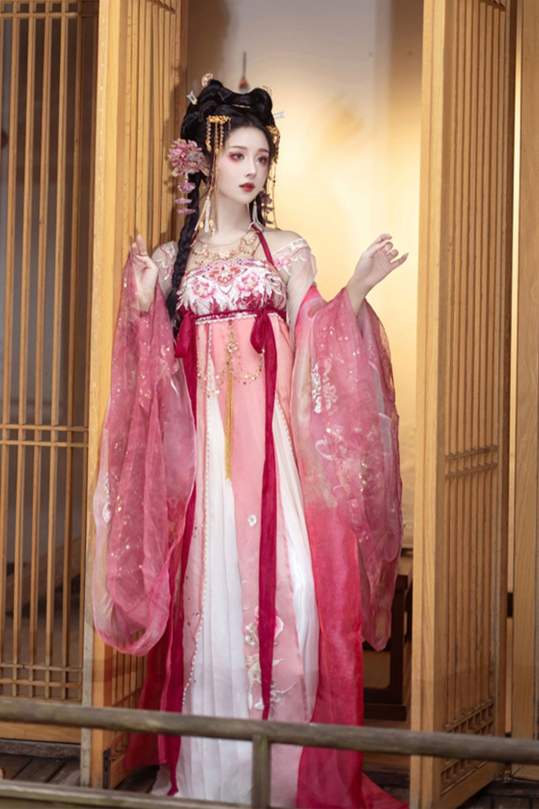 Myth & Legend hanfu wide sleeved robe pibo by Daji- 妲己