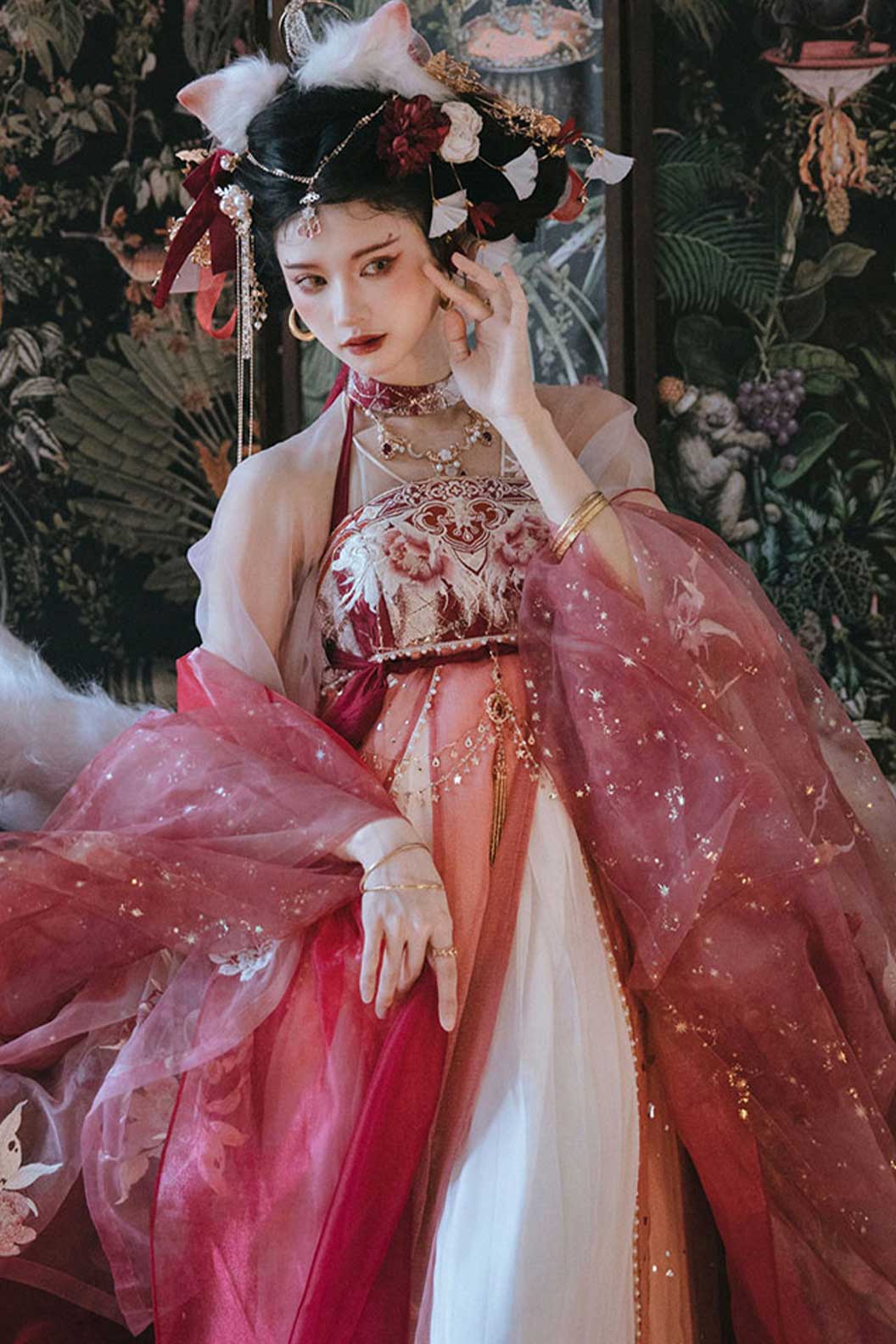 Myth & Legend hanfu wide sleeved robe pibo by Daji- 妲己