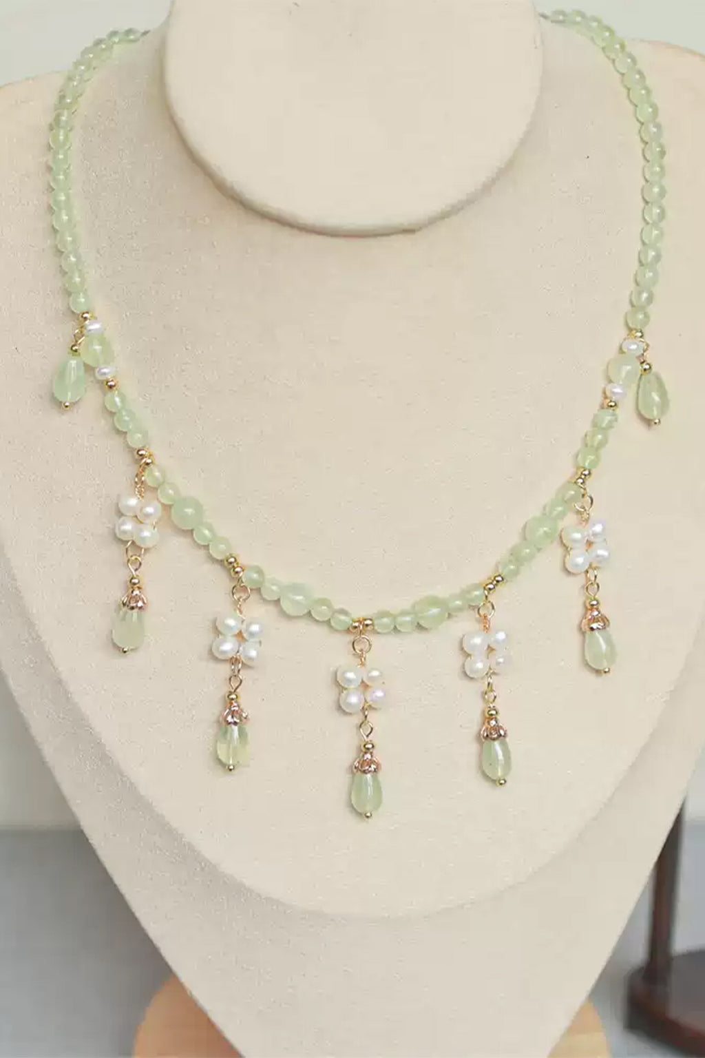 Prehnite Teardrop Pearl Tassel Chinese Style Necklace