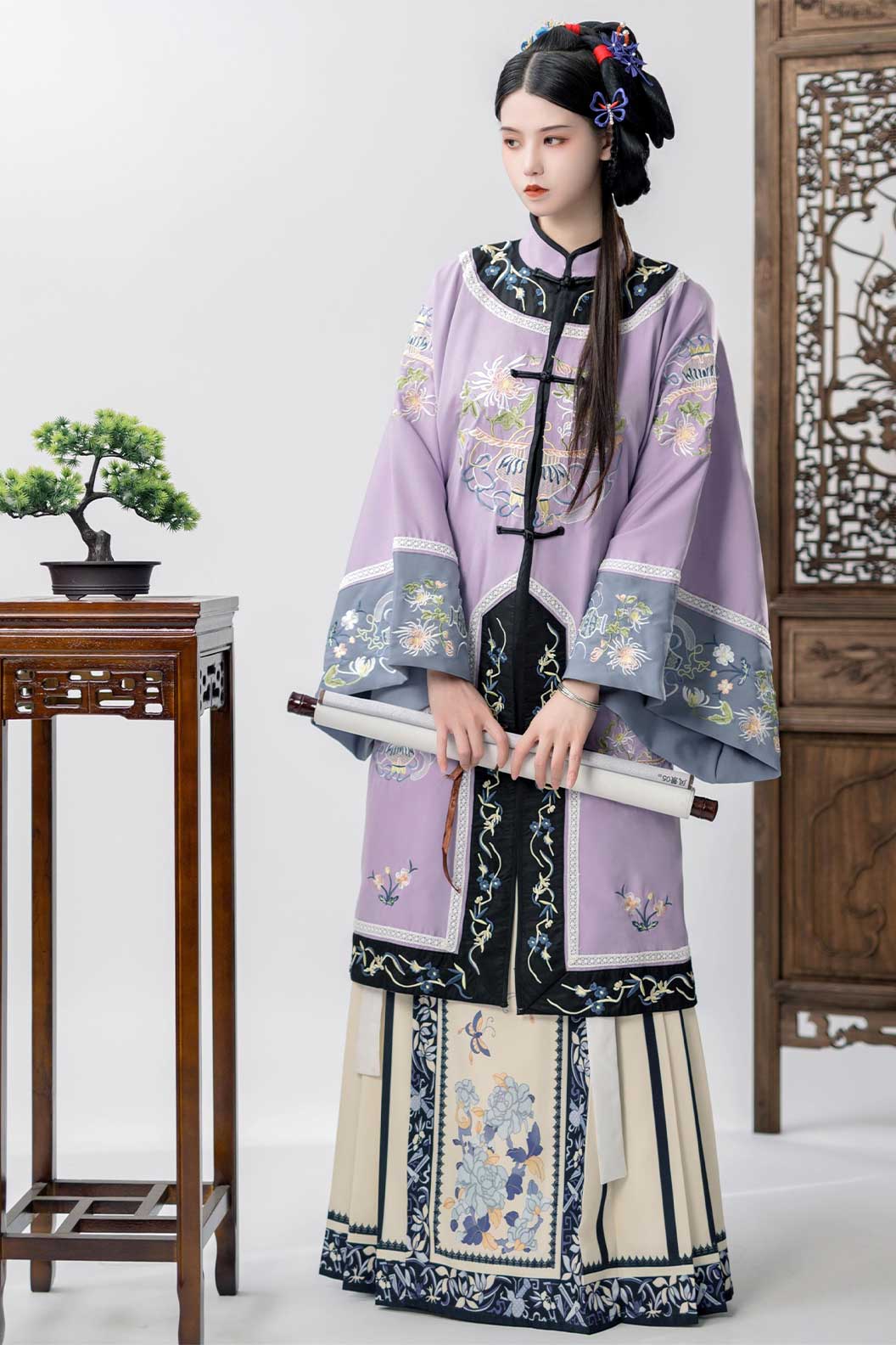 Qing dynasty hanfu mamian skirt hanfu dress with straight-front opening - xiuyanfa 绣烟笺