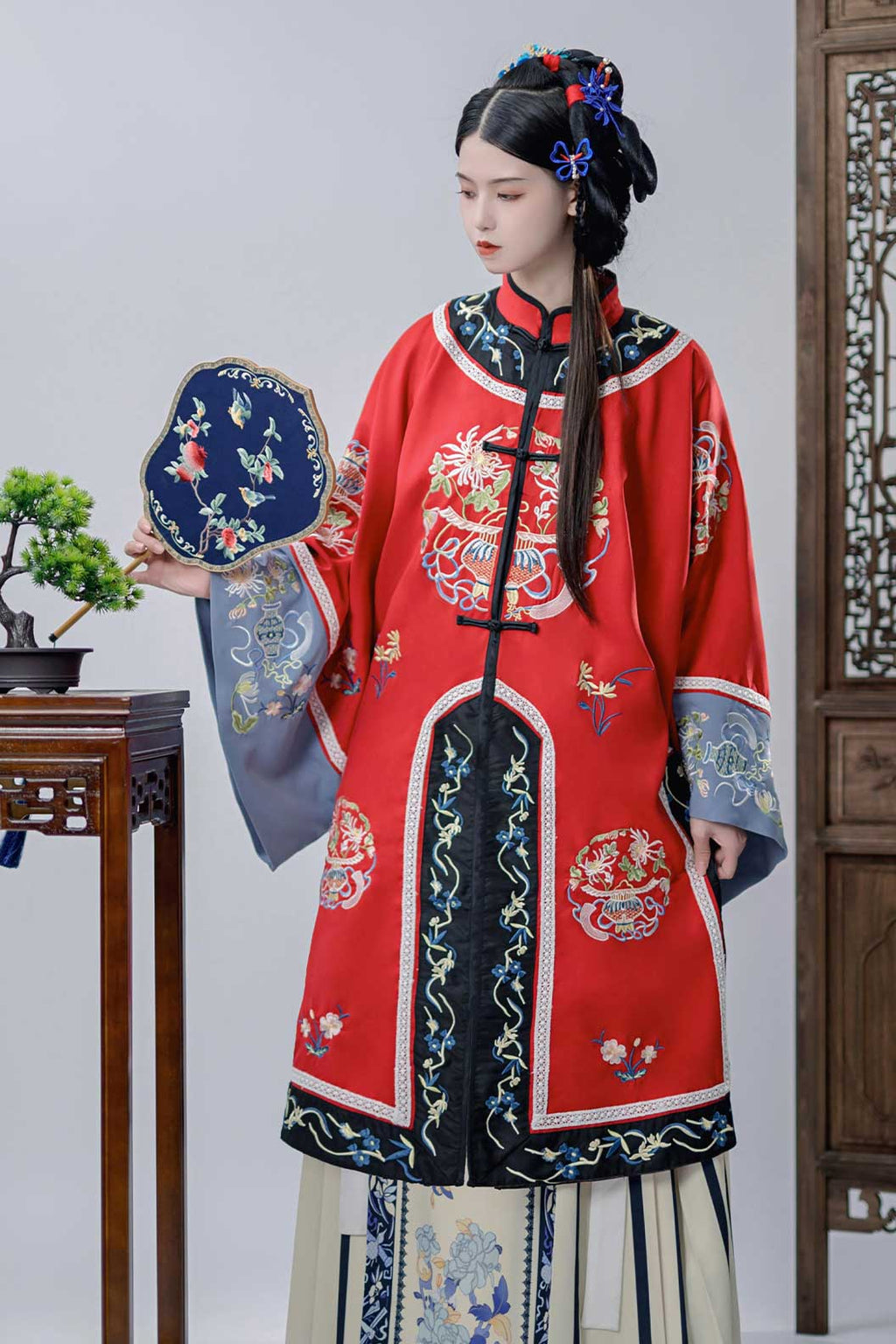 Qing dynasty hanfu mamian skirt hanfu dress with straight-front opening - xiuyanfa 绣烟笺