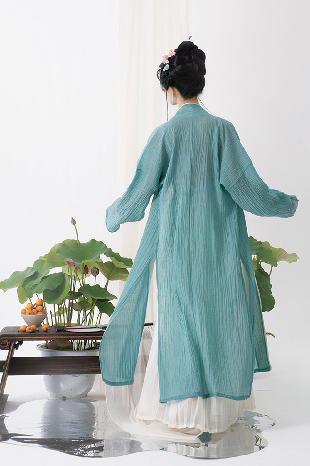 Song Dynasty Blue Hanfu Dress with Tencel Embroidery and Pleated Skirt - linzhi 林芝