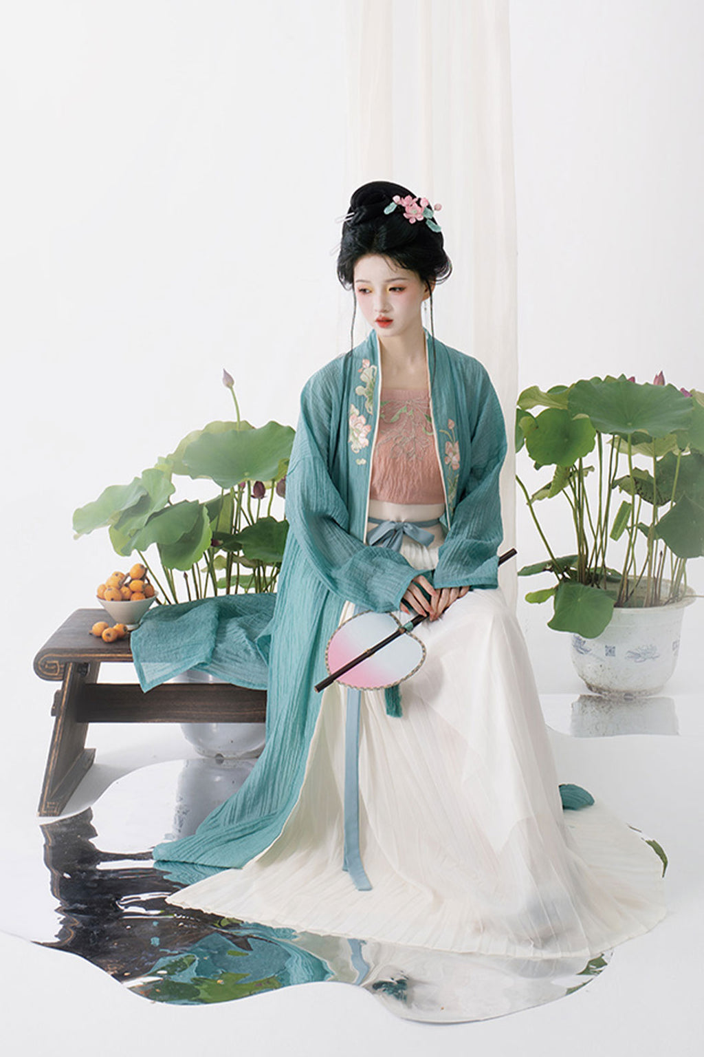 Song Dynasty Blue Hanfu Dress with Tencel Embroidery and Pleated Skirt - linzhi 林芝