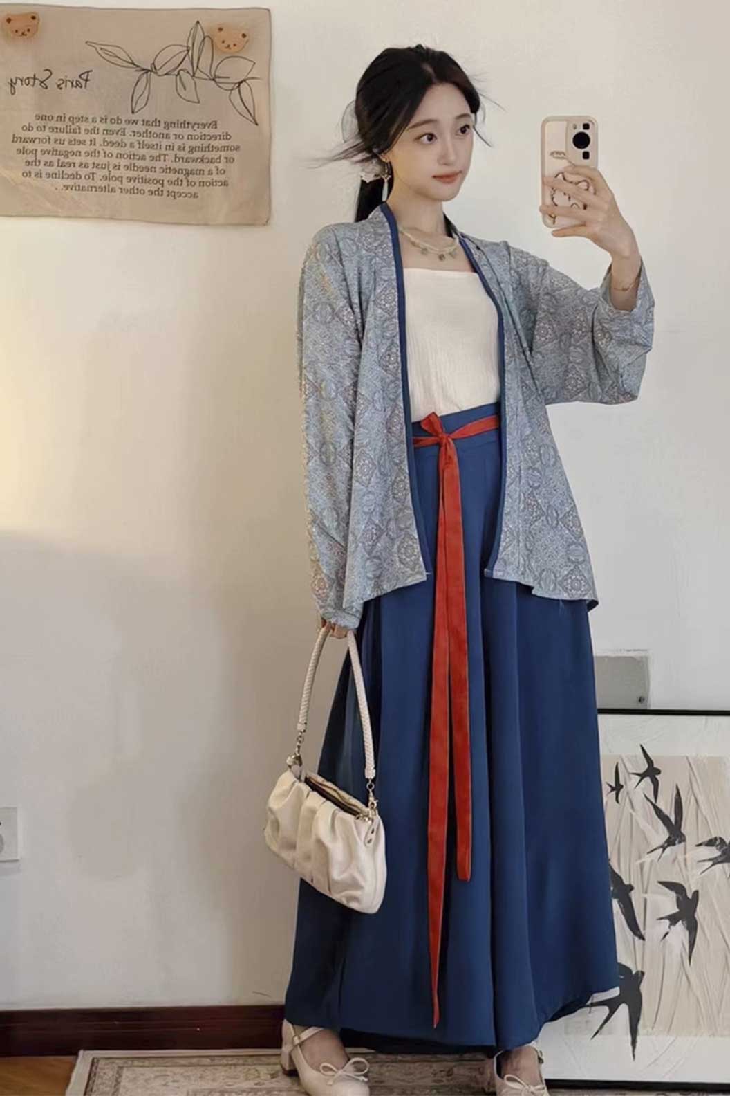 Song Dynasty Blue Hanfu Dress with Tencel Strap and Airplane Sleeves - qinngyu青玉