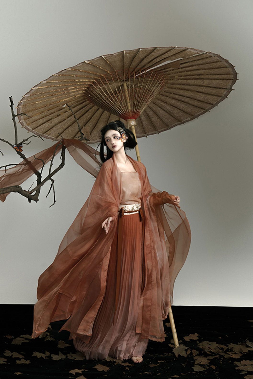 Song Dynasty Brown Hanfu Dress with One-Piece Waist-length Skirt and Long Shirt - kudie 枯蝶