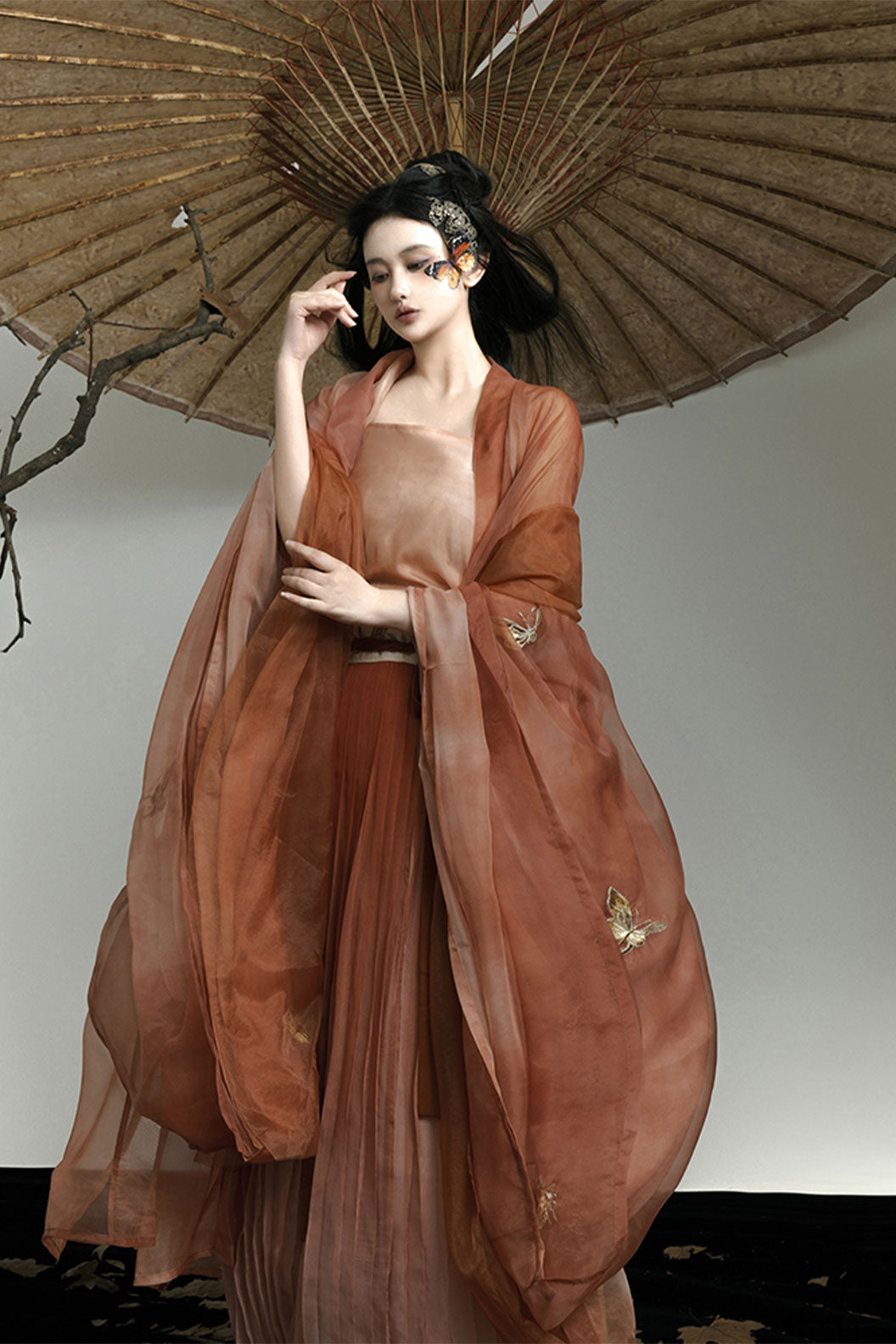 Song Dynasty Brown Hanfu Dress with One-Piece Waist-length Skirt and Long Shirt - kudie 枯蝶