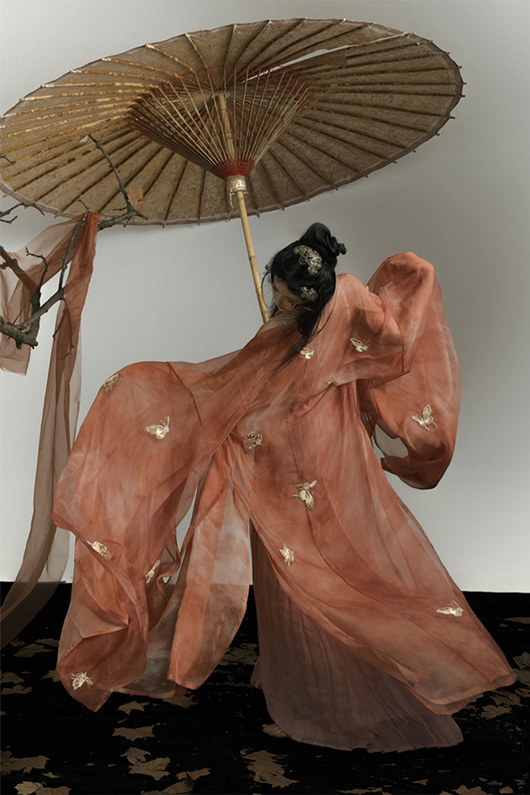 Song Dynasty Brown Hanfu Dress with One-Piece Waist-length Skirt and Long Shirt - kudie 枯蝶