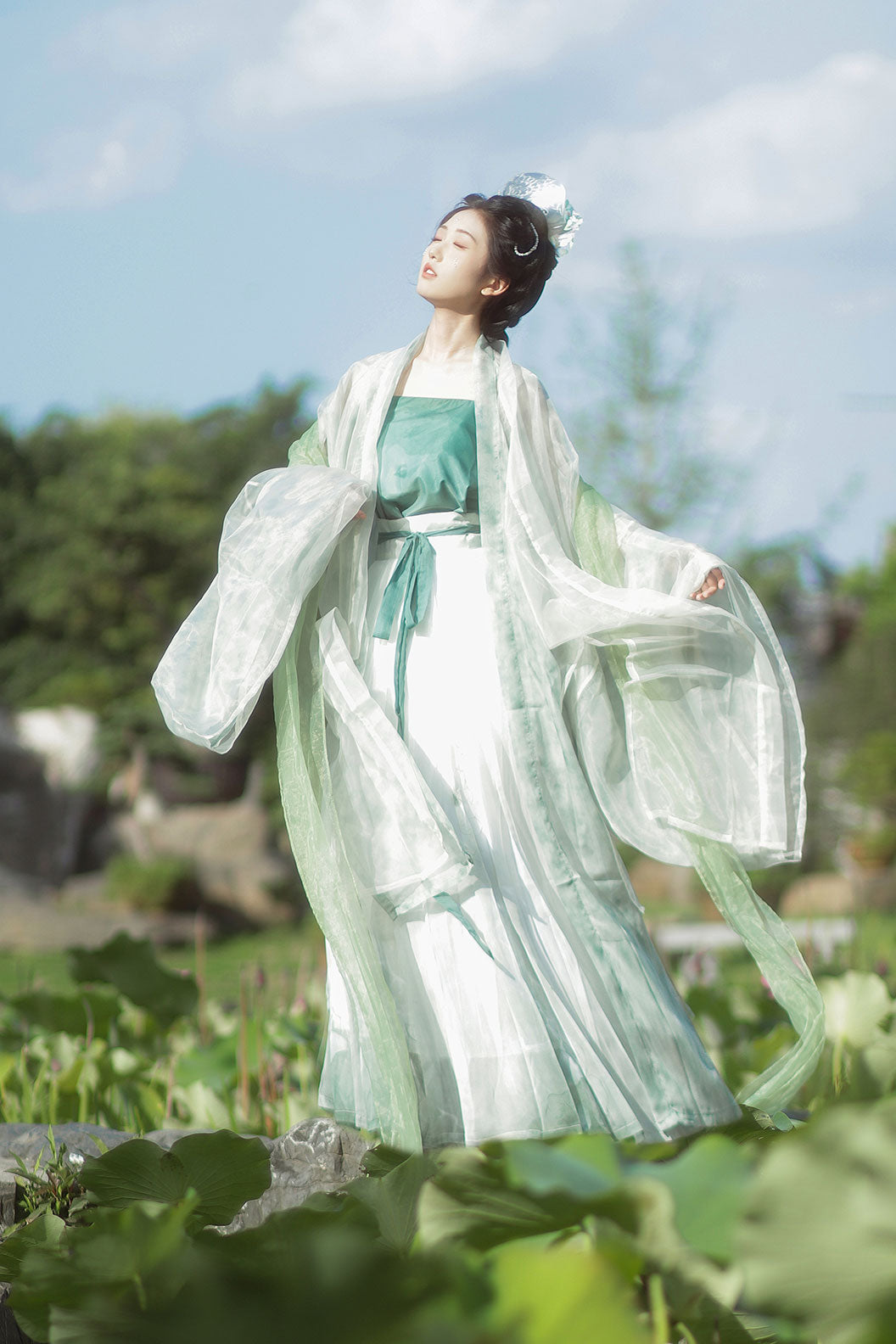 Song Dynasty Green Hanfu Dress with Wide Sleeve Shirt - liuyan 柳烟