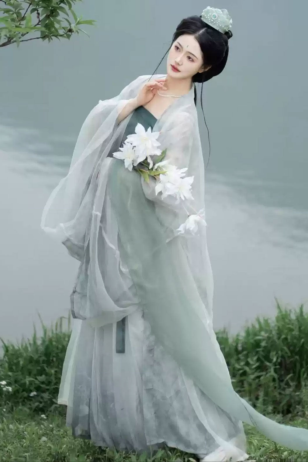 Song Dynasty Green Hanfu Dress with Wide Sleeve Shirt - liuyan 柳烟