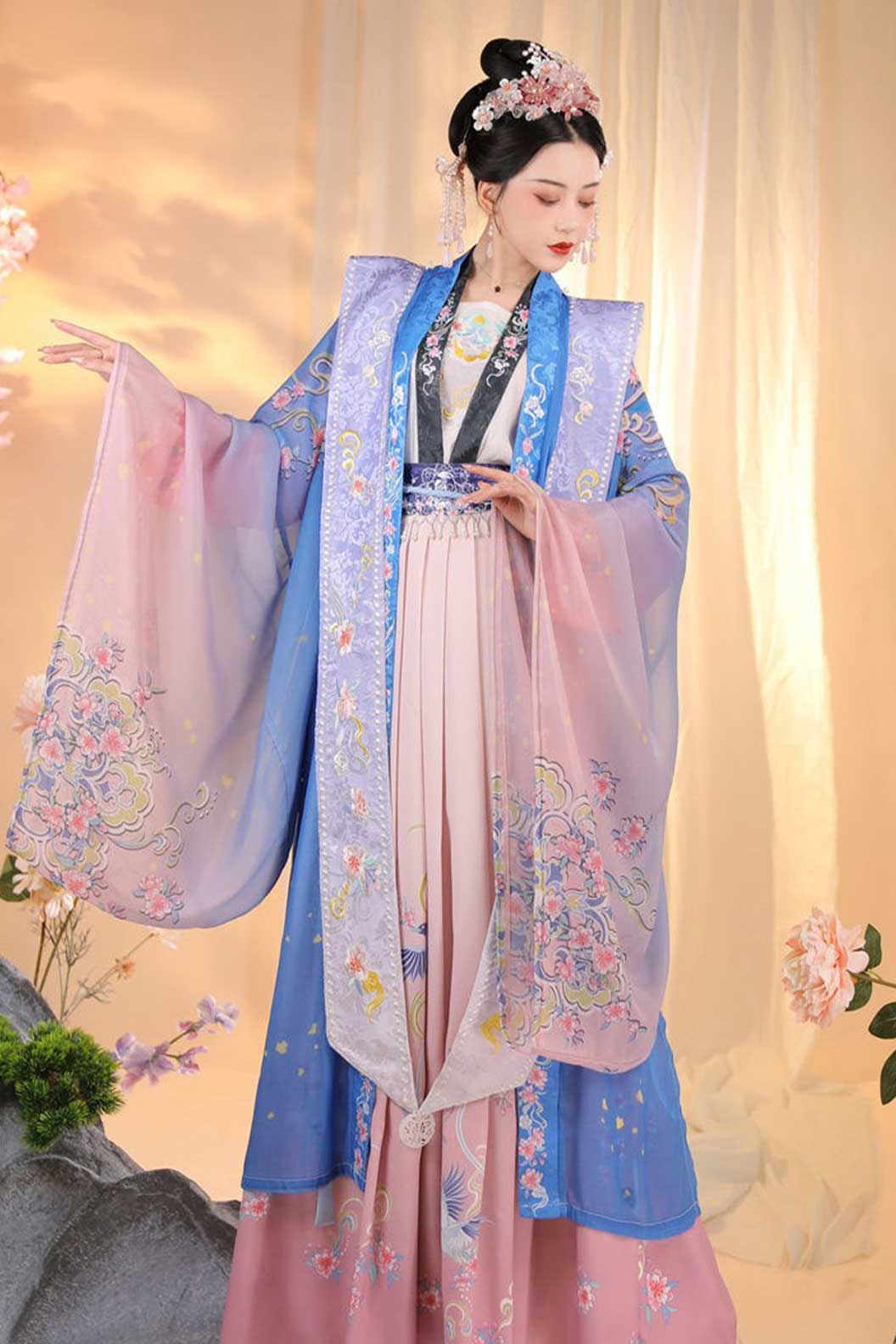 Song dynasty hanfu qiyao ruqun with peaceful joy- qingpingle 清平乐