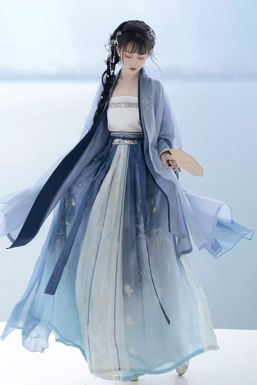 Song dynasty qiyao ruqun hanfu dress with beizi- zhuying 竹影