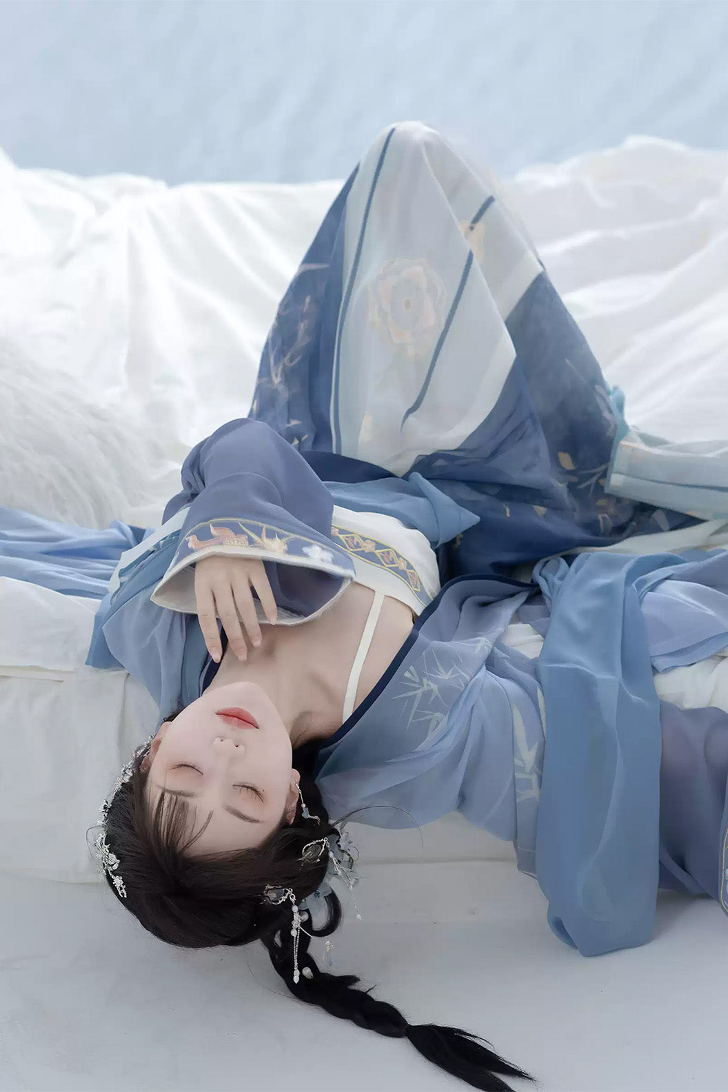 Song dynasty qiyao ruqun hanfu dress with beizi- zhuying 竹影