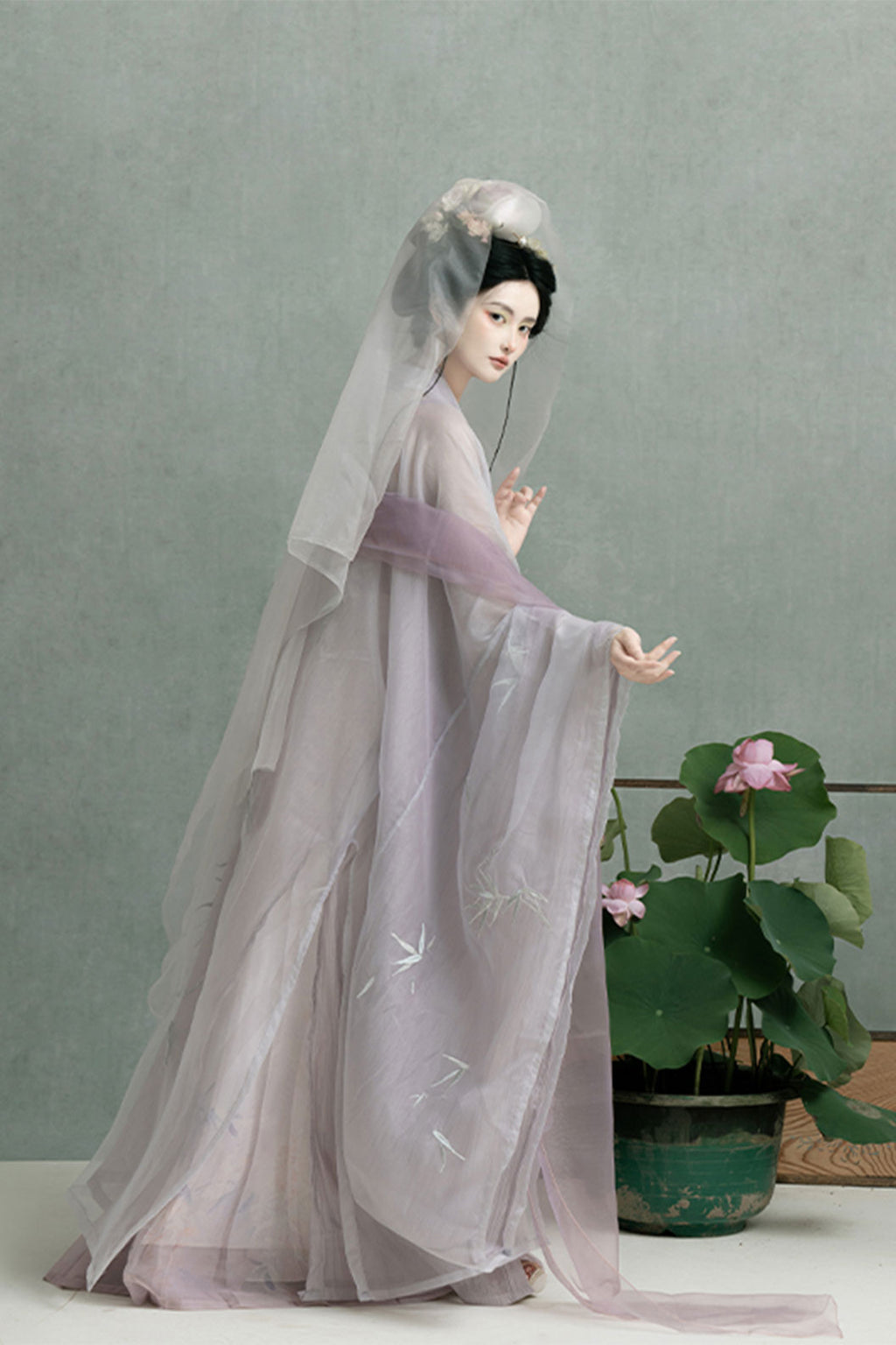 Song Dynasty Purple Hanfu Dress with Embroidery and Wide Sleeve Shirt - zhuyin 竹音