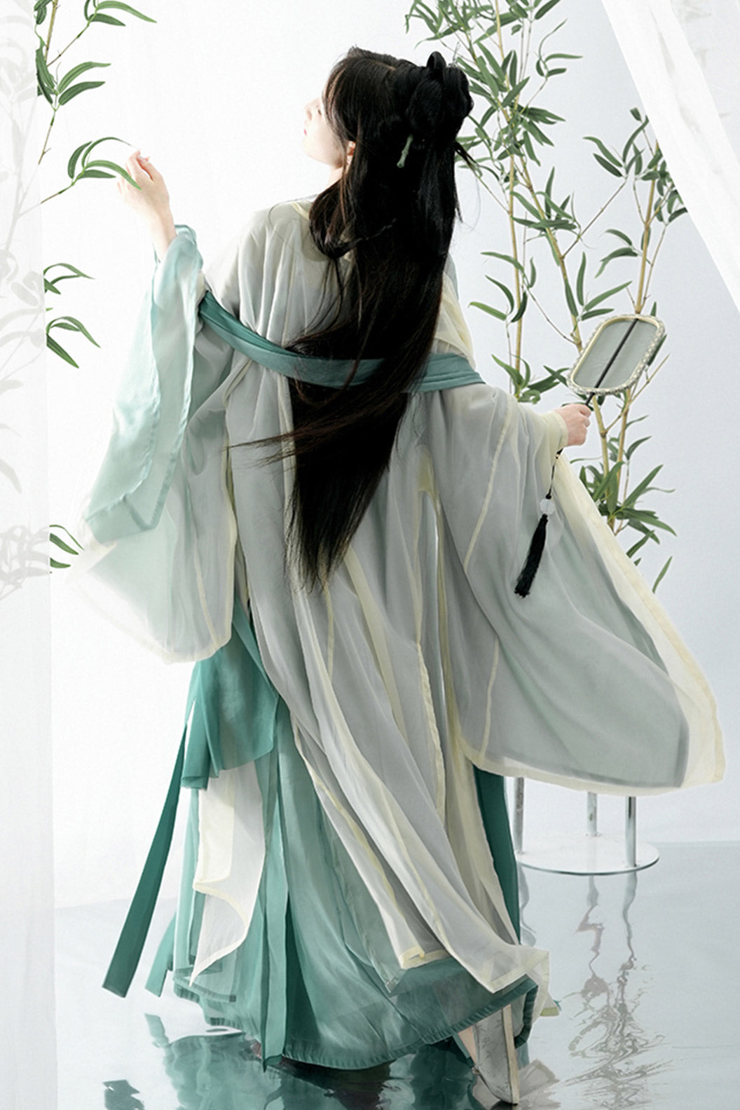 Song Dynasty Wide Sleeve Long Robe Pleated Skirt Green Hanfu Dress - qingdai 青黛