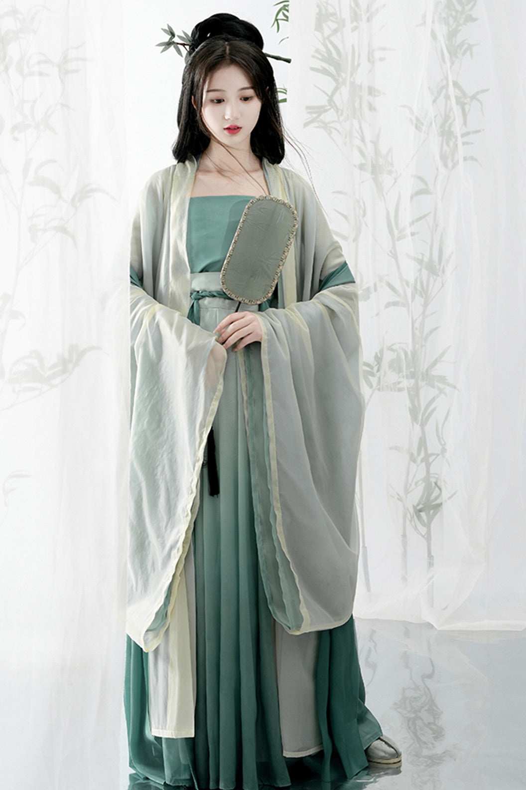 Song Dynasty Wide Sleeve Long Robe Pleated Skirt Green Hanfu Dress - qingdai 青黛