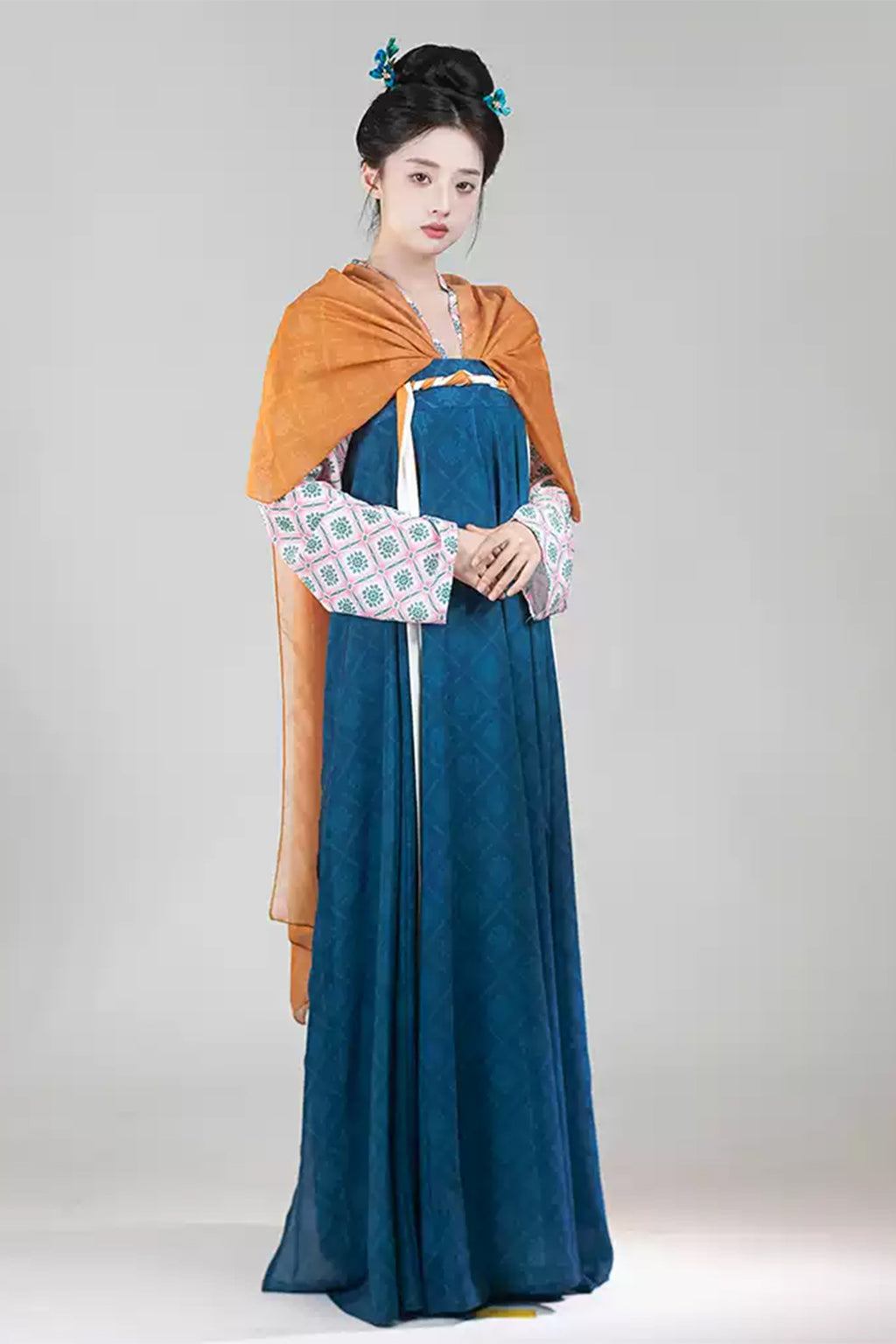 Tang Dynasty Blue Hanfu Dress Chest High Po Skirt with Shoulder Straps - daoliantu 捣练图