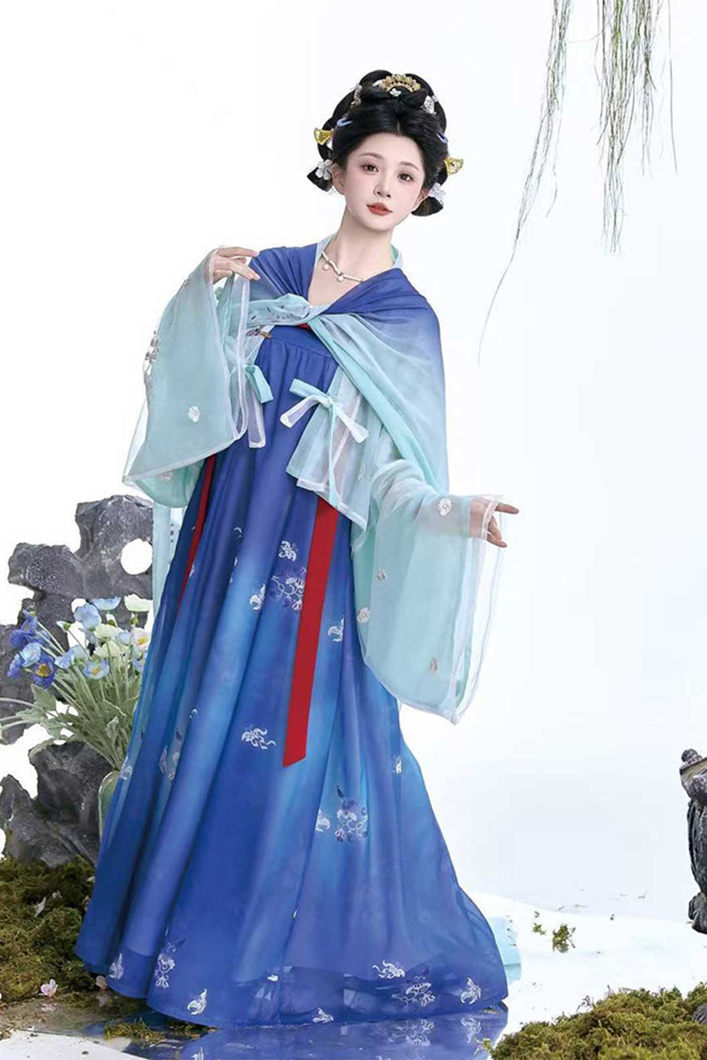 Song Dynasty Blue Hanfu Dress with Embroidered Double Cloak and Pleated Skirt - yuanshandai 远山黛