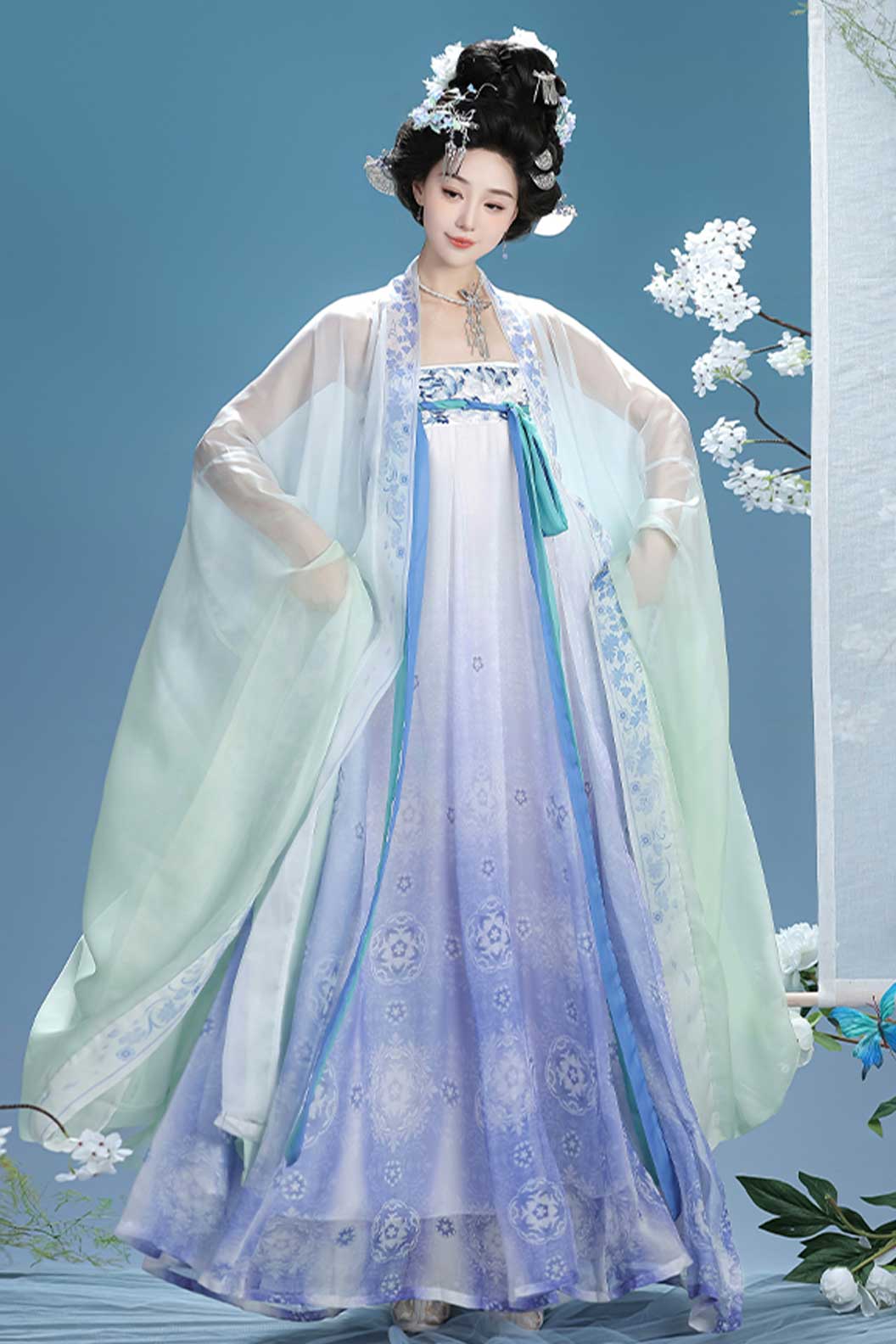 Tang Dynasty Blue Hanfu Dress with qixiong ruqun Ruqun and Wide Sleeve Shirt - qingcimudn 青瓷牡丹