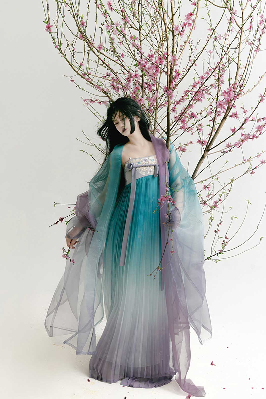 Tang Dynasty Blue-Purple Hanfu with Embroidery and Chest-High Ruqun Skirt - chuge 楚歌