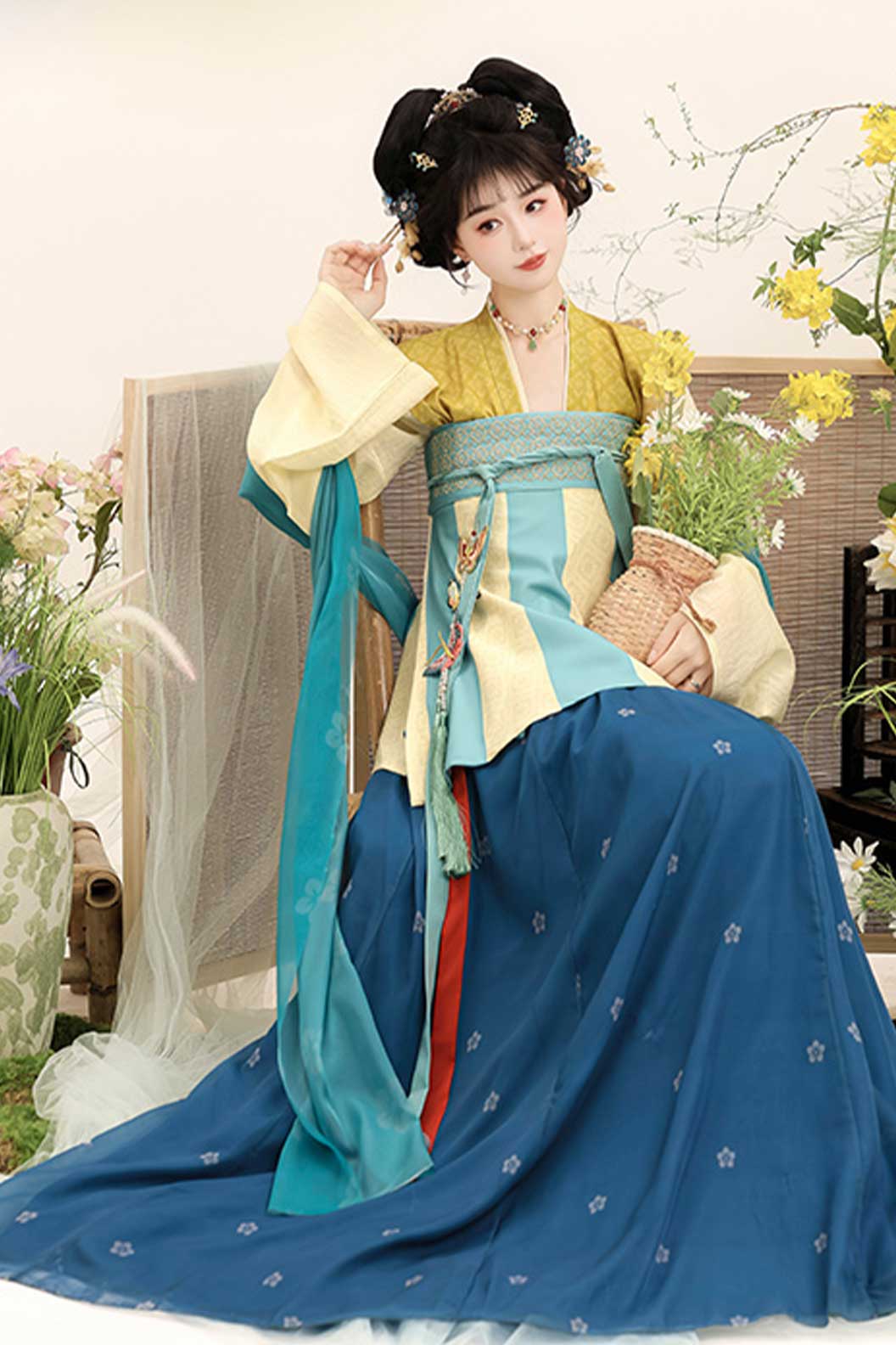 Tang Dynasty Four Colors  Hanfu Dress with Chest-high Ruqun and 5-Piece Set - xiaotaochun 小桃春