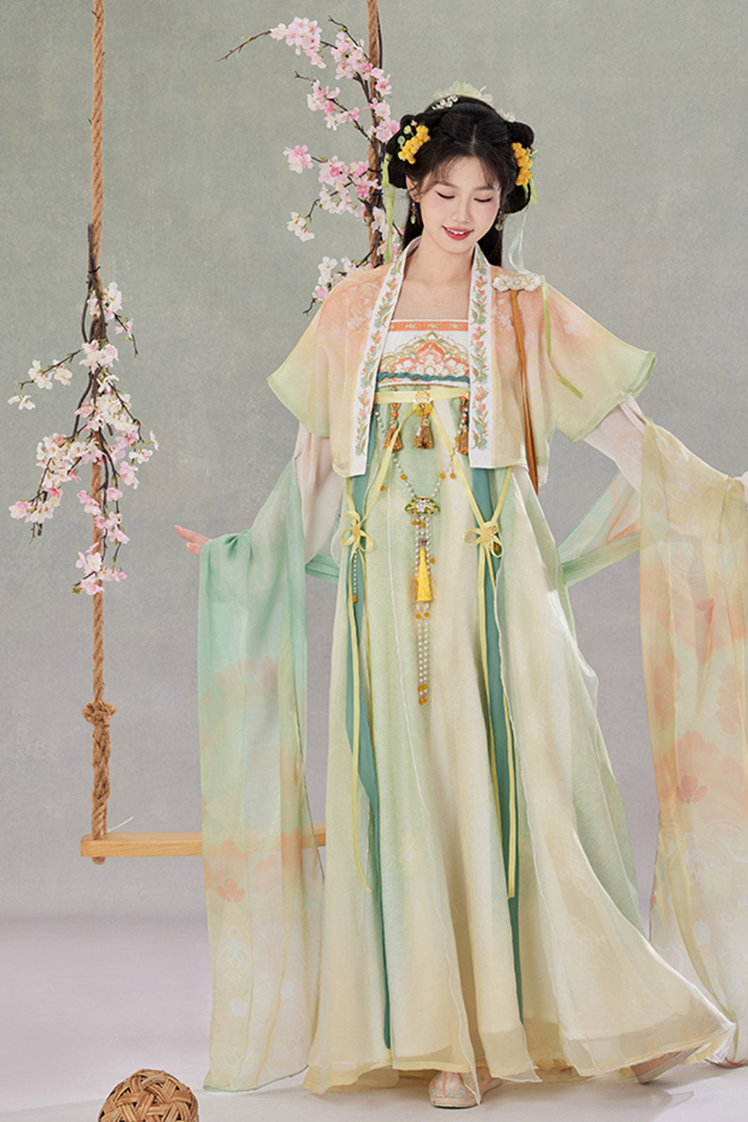Tang Dynasty Green Hanfu Dress Chest High Ruqun Embroidery - liushangguiyan 柳上归烟