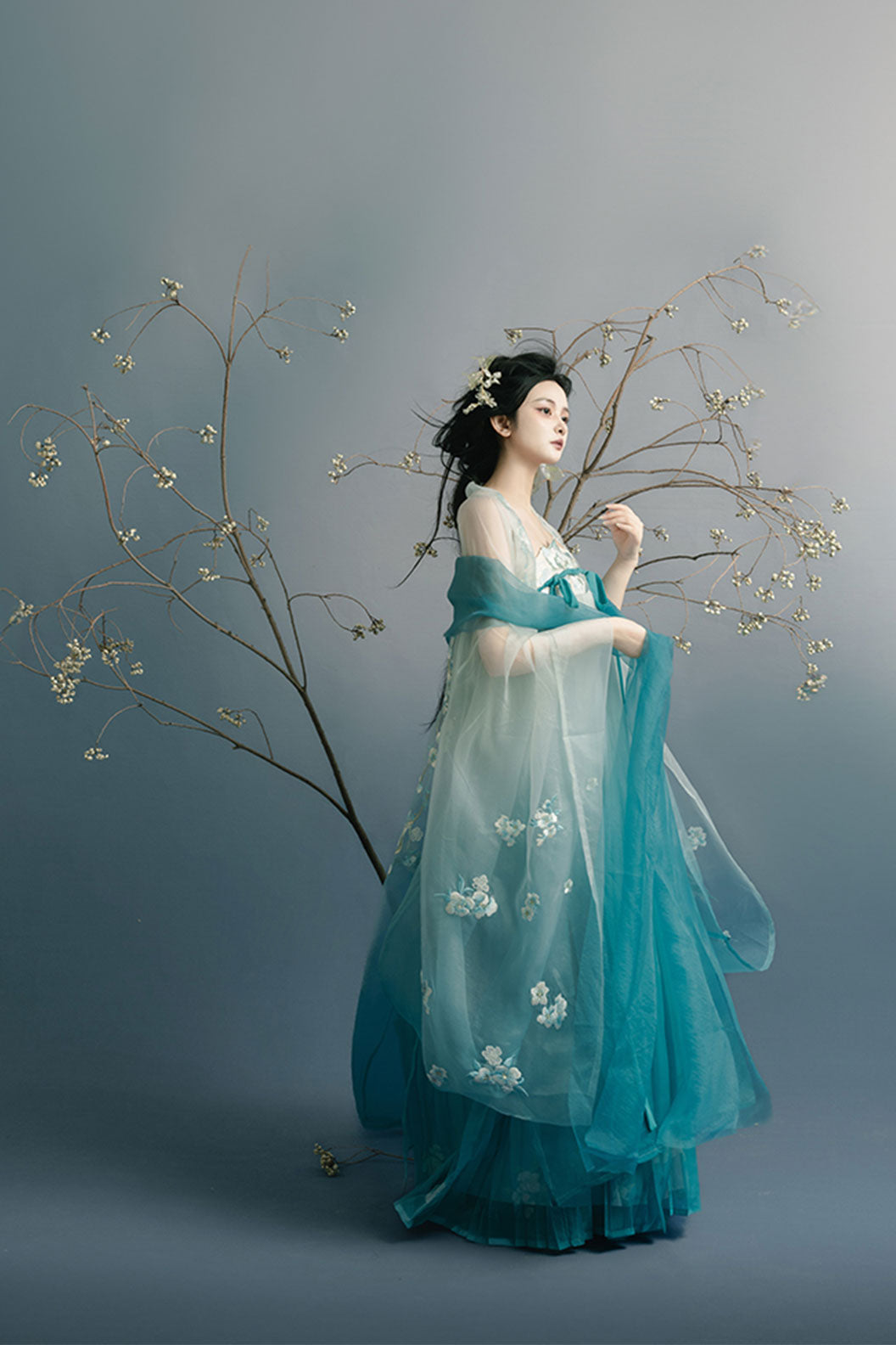 Tang Dynasty Green Hanfu Dress with Heavy Embroidery for Spring and Summer - chunli 春梨