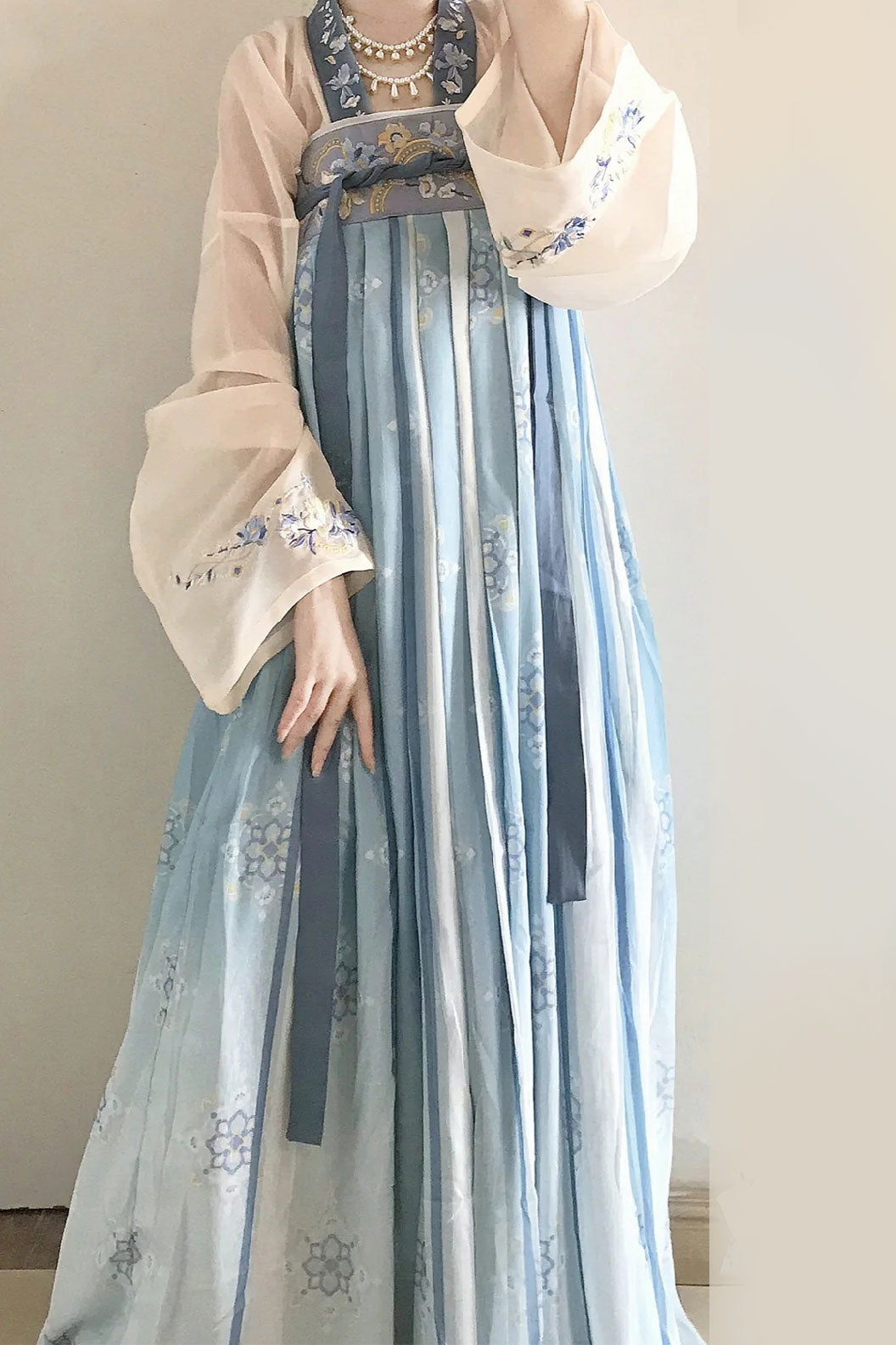Tang dynasty hanfu blue hanfu with dream of china - menghua 梦华