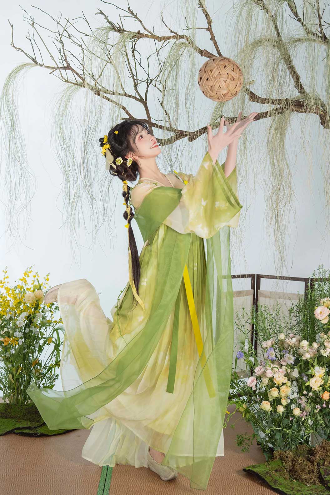 Tang Dynasty Hanfu High-Waisted Skirt with pibo- yunshangjiao 云上娇