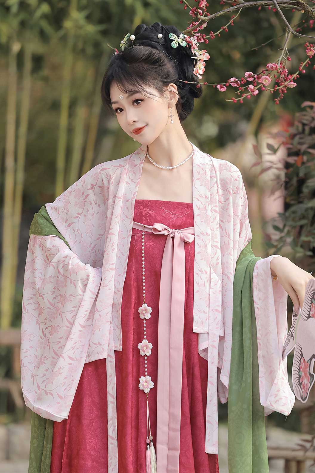 Tang dynasty hanfu outer robe with high waisted pleated skirt for famensi - taohuazhi 桃花枝