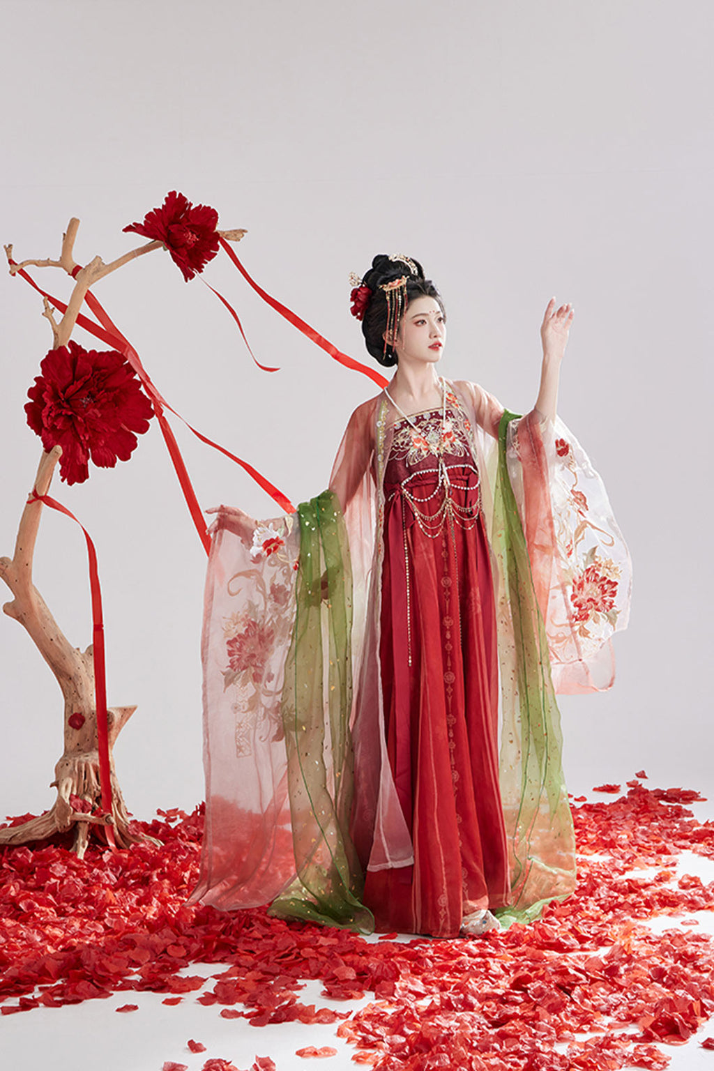 Tang Dynasty Red Hanfu Dress Heavy Embroidery Chest High Hezi Skirt - shancha 山茶