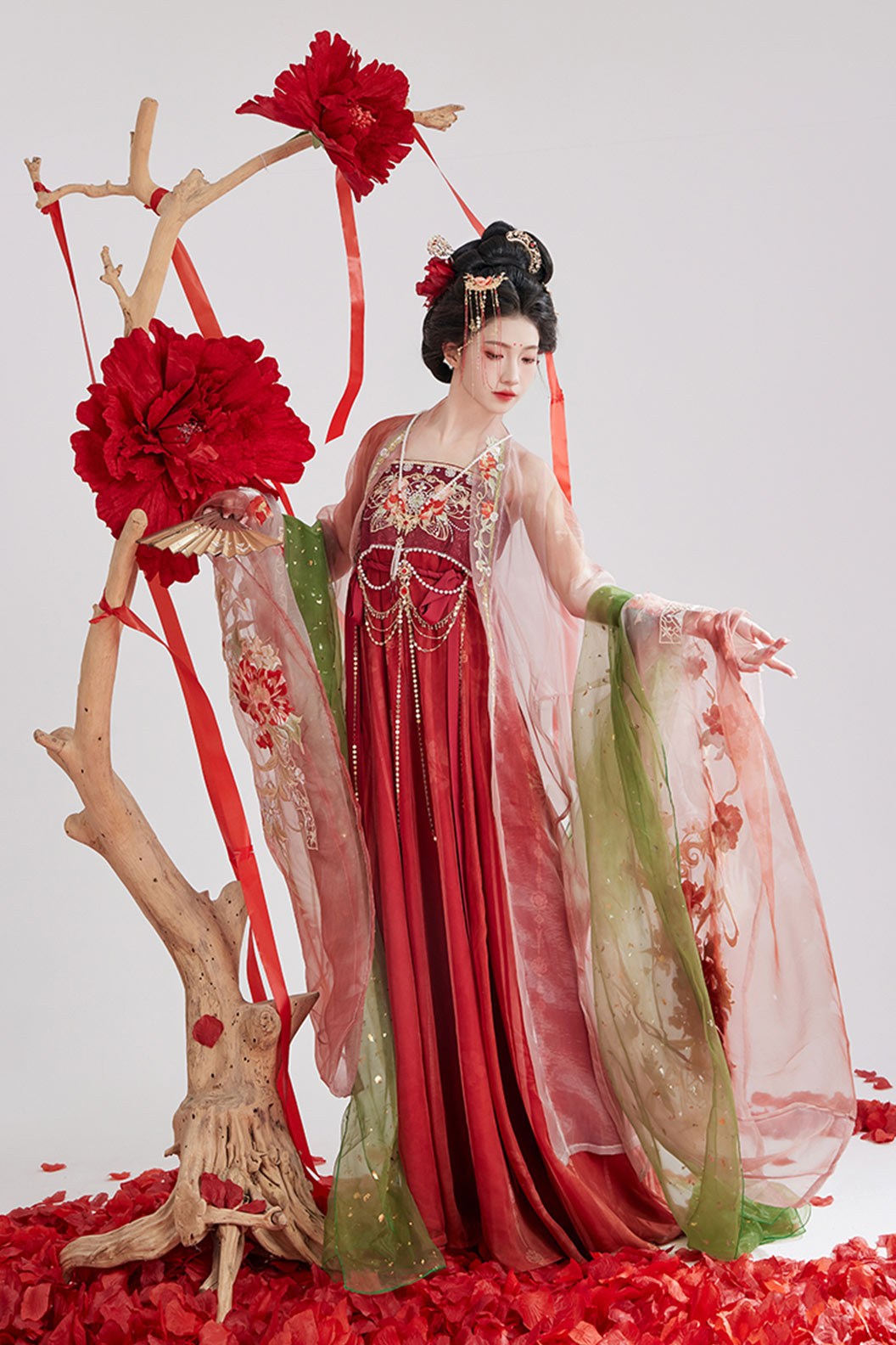 Tang Dynasty Red Hanfu Dress Heavy Embroidery Chest High Hezi Skirt - shancha 山茶